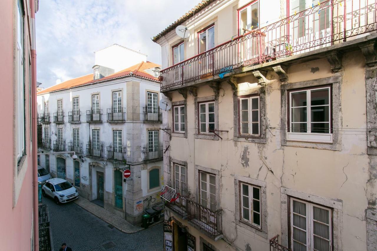 Joivy Splendid 2Br Flat In Bairro Alto, Nearby Luis De Camoes Square Lägenhet Lisboa Exteriör bild